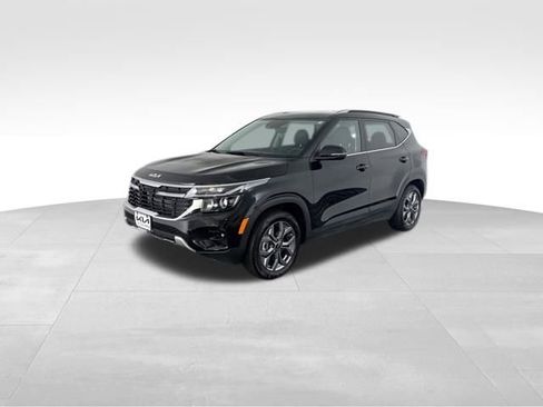 Certified 2024 Kia Seltos S image 5