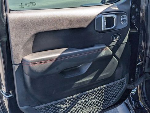 Used 2020 Jeep Wrangler Unlimited Rubicon w/ Dual Top Group image 14