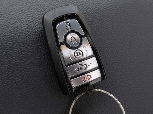 New 2025 Ford F150 Lariat w/ Equipment Group 502A High image 26