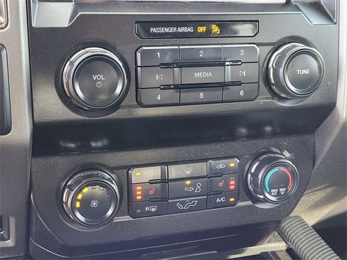 Used 2019 Ford F150 Raptor w/ Equipment Group 801A Mid image 16