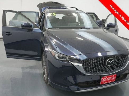 New 2025 MAZDA CX-5 Signature image 40