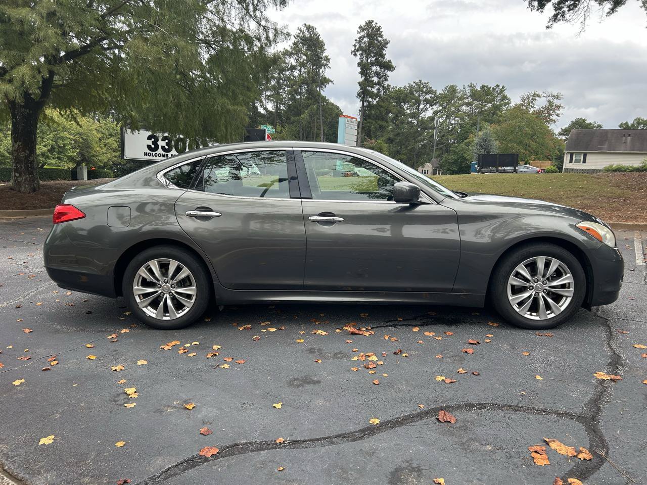 Used 2012 INFINITI M37 w/ Premium Pkg RWD image 6