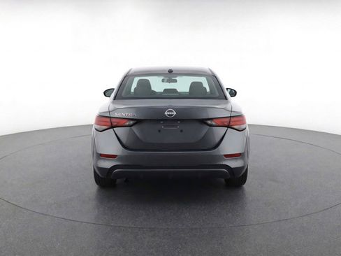 Used 2025 Nissan Sentra SV image 7