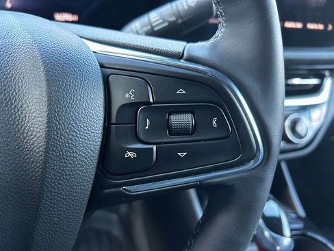 Used 2024 Buick Envista Sport Touring w/ Convenience I Package image 18