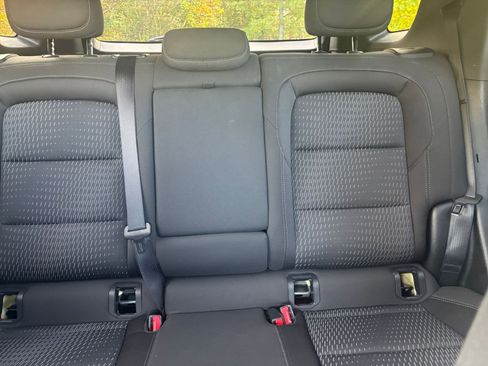 Used 2025 Chevrolet Equinox LT image 36