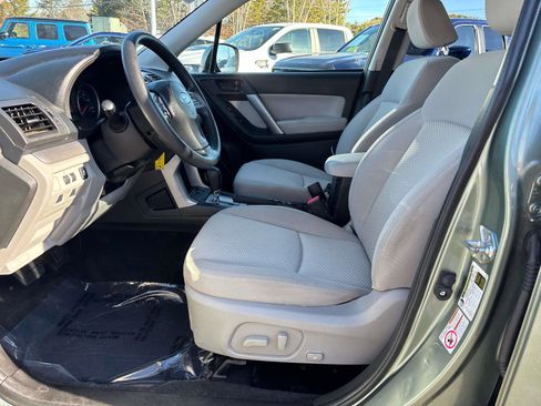 Used 2014 Subaru Forester 2.5i Premium image 5