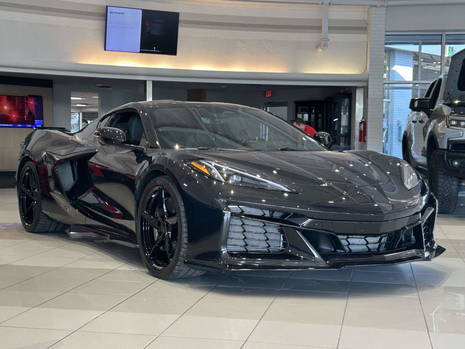 Used 2024 Chevrolet Corvette E-Ray AWD/4WD image 1