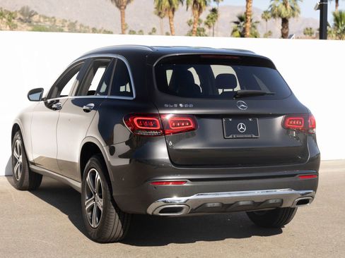 Used 2021 Mercedes-Benz GLC 300 image 6