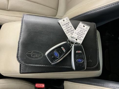 Used 2019 Subaru Ascent Limited AWD/4WD image 25