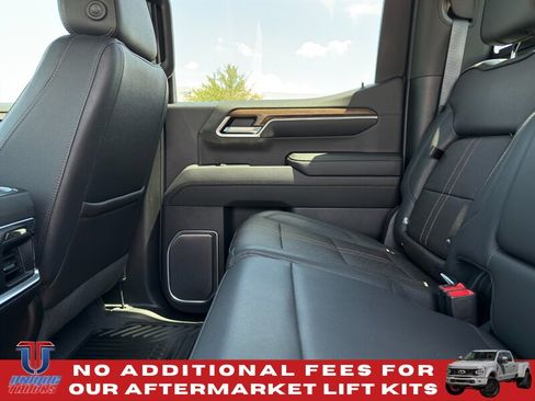 Used 2022 Chevrolet Silverado 1500 High Country w/ Technology Package RWD image 22