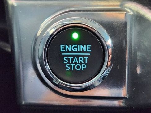 Used 2021 Ford F150 Lariat image 19