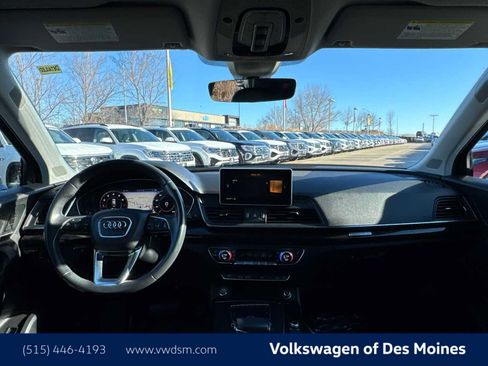 Used 2018 Audi Q5 2.0T Premium Plus w/ Premium Plus Package image 11