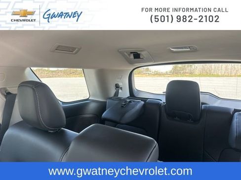 Used 2024 Nissan Pathfinder Platinum w/ Cargo Package image 23