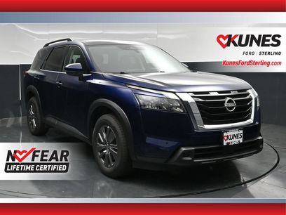 Used 2025 Nissan Pathfinder SV