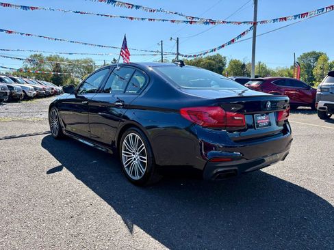 Used 2018 BMW M550i xDrive image 3