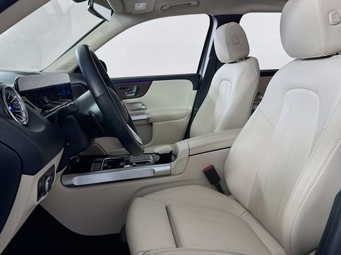 Certified 2023 Mercedes-Benz GLB 250 4MATIC image 19