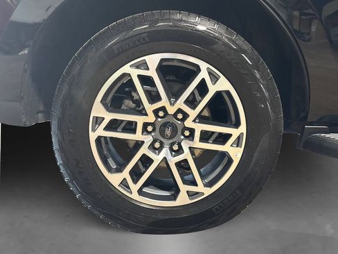 Certified 2025 Ford Expedition Active AWD/4WD image 18