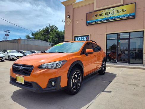 Used 2018 Subaru Crosstrek 2.0i Premium w/ Popular Package #2 AWD/4WD image 8