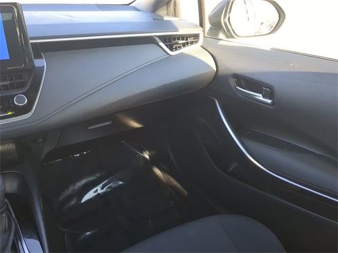 Certified 2023 Toyota Corolla SE image 16