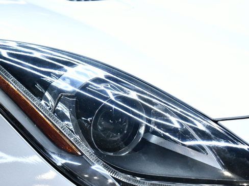 Used 2016 Jaguar F-TYPE S image 35