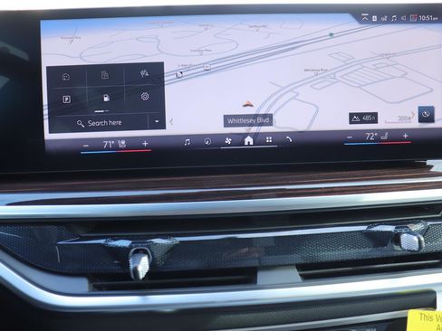 New 2026 BMW X5 xDrive50e w/ Climate Comfort Package image 40