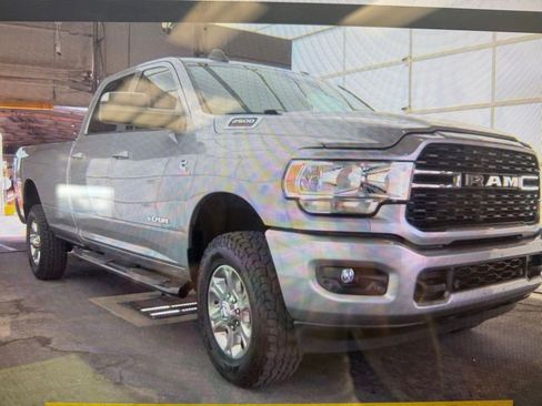 Used 2022 RAM 2500 Big Horn w/ Level A Equipment Group AWD/4WD image 4