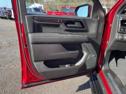 New 2026 GMC Yukon Elevation w/ Elevation Premium Package image 13