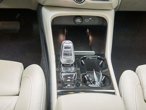 Certified 2023 Volvo XC40 B5 Plus w/ Driver Assist Package image 31