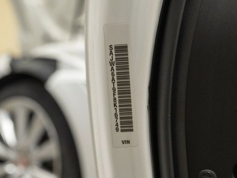 Used 2015 Jaguar F-TYPE Coupe image 73