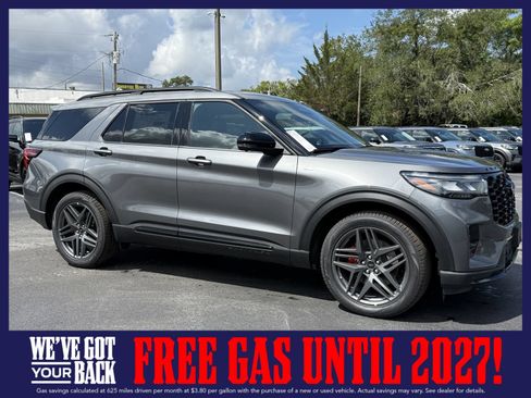 New 2026 Ford Explorer ST-Line w/ ST-Line Street Pack RWD image 2