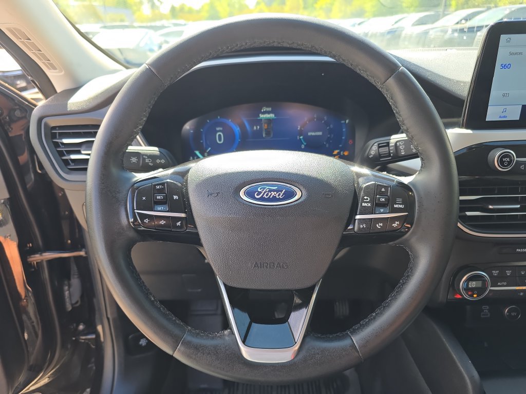 Used 2021 Ford Escape SEL w/ Technology Package AWD/4WD image 22