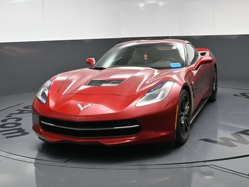 Used 2015 Chevrolet Corvette Stingray Coupe RWD image 13