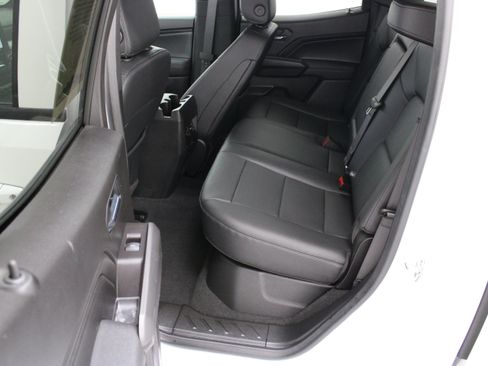 Used 2026 Chevrolet Colorado LT w/ LT Convenience Package RWD image 28