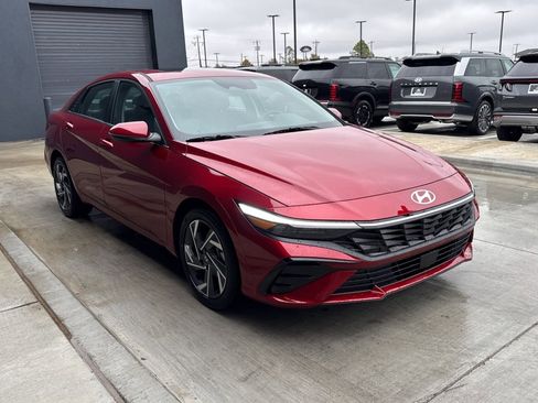 New 2026 Hyundai Elantra Limited image 11