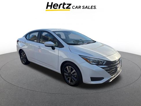 Used 2025 Nissan Versa SV FWD image 1