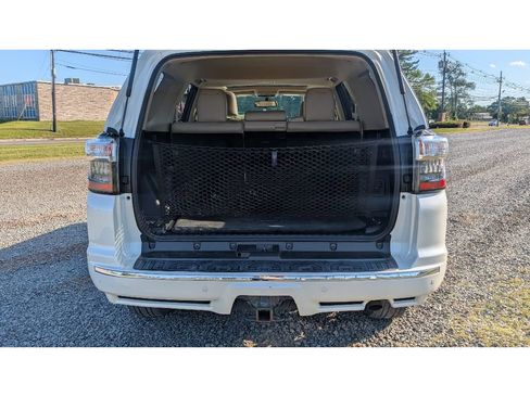 Used 2017 Toyota 4Runner Limited image 13