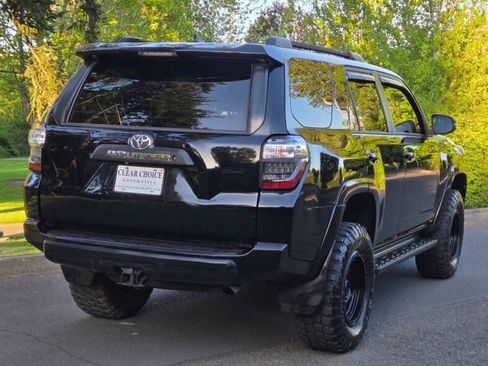 Used 2015 Toyota 4Runner Trail Premium AWD/4WD image 10