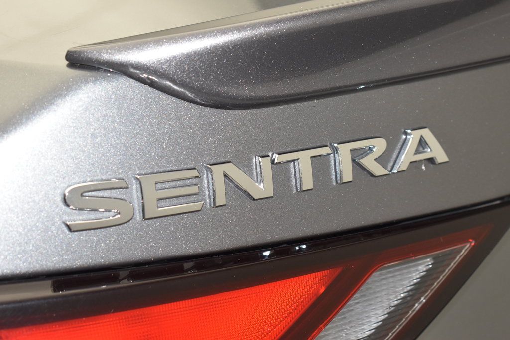 Used 2024 Nissan Sentra SR FWD image 9