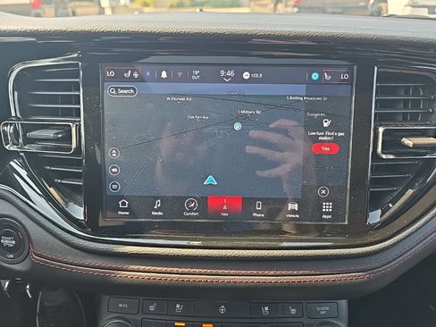 Used 2025 Dodge Durango R/T AWD/4WD image 29