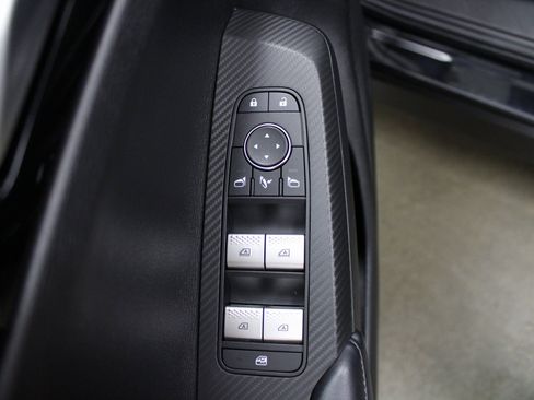 Used 2023 Mitsubishi Outlander SE AWD/4WD image 13
