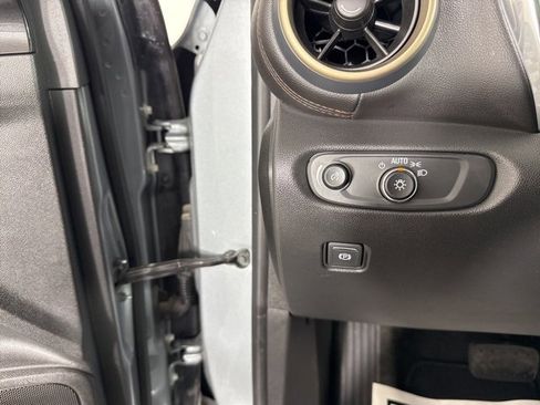 Used 2023 Chevrolet Blazer Premier w/ Enhanced Convenience Package image 23