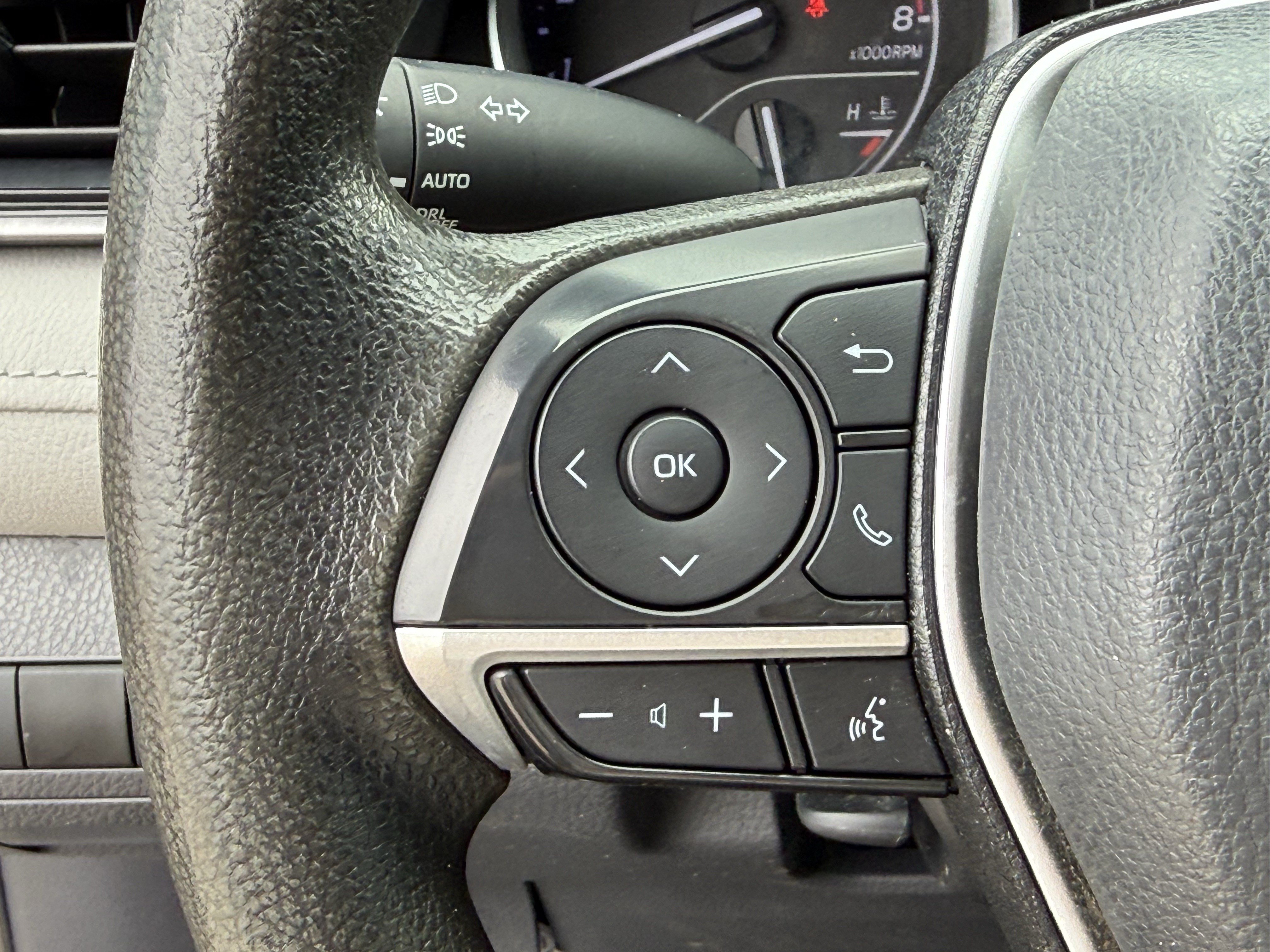 Used 2022 Toyota Camry LE FWD image 16
