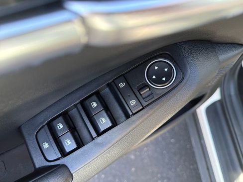 Certified 2023 Kia Seltos S image 22