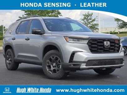 New 2025 Honda Pilot TrailSport