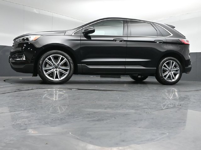 Certified 2024 Ford Edge Titanium AWD/4WD image 38