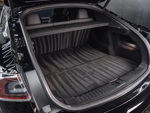 Used 2021 Tesla Model S Plaid image 74