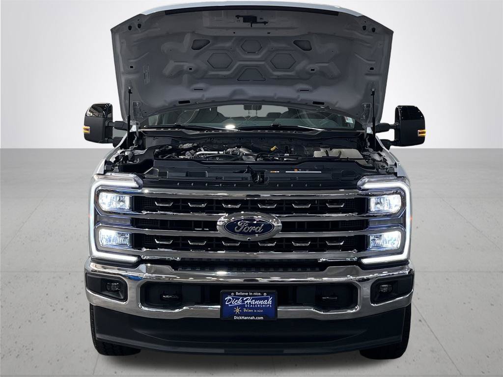 Certified 2025 Ford F350 Lariat w/ Camper Package AWD/4WD image 6