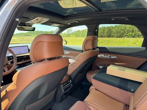 New 2026 Genesis GV70 2.5T Advanced image 24