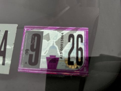 Used 2016 Ford F250 XL w/ FX4 Off-Road Package image 16