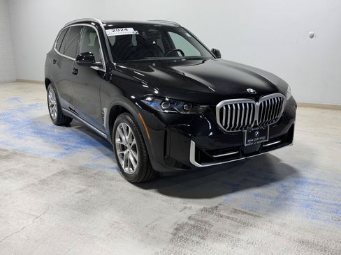 Used 2024 BMW X5 xDrive40i w/ Premium Package AWD/4WD image 17
